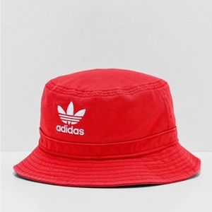 adidas bucket hat